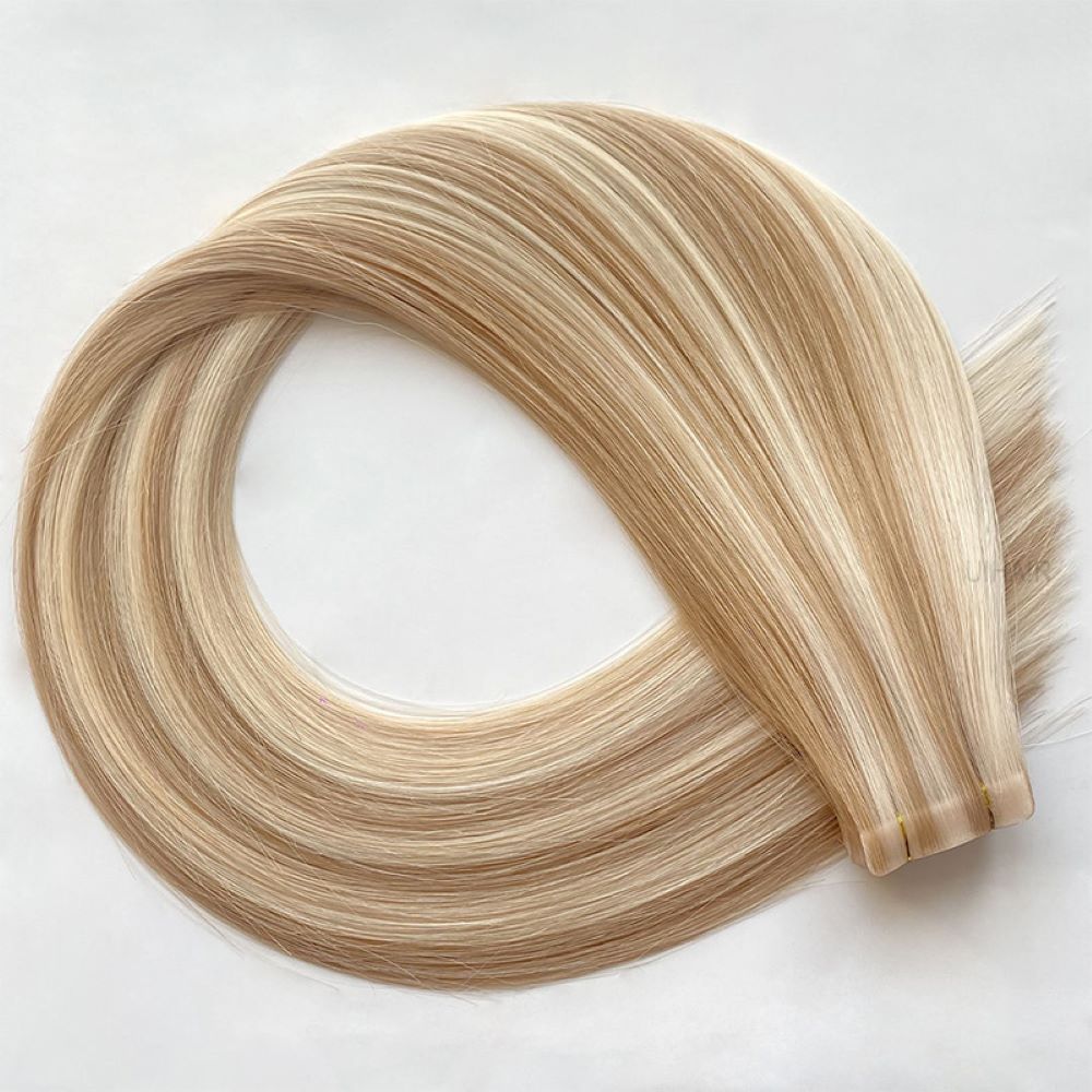 Invisible-hair-extensions-for-thin-hair-close-up